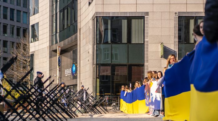 A Retired Green Beret’s Mission In Ukraine – Jeremy Locke Leads Humanitarian Effort