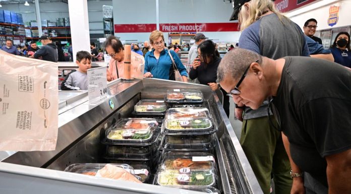 Costco earnings on deck amid cooling sales, inflation pressure costco-earnings-on-deck-amid-cooling-sales,-inflation-pressure