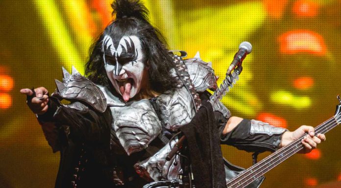Rock Legend Gene Simmons Is Holding Crypto Despite Market Sell-Offs and FTX Collapse rock-legend-gene-simmons-is-holding-crypto-despite-market-sell-offs-and-ftx-collapse