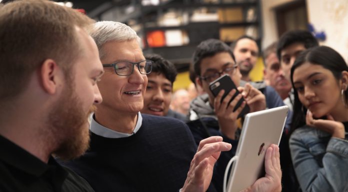 Apple caves to pressure on its App Store monopoly apple-caves-to-pressure-on-its-app-store-monopoly