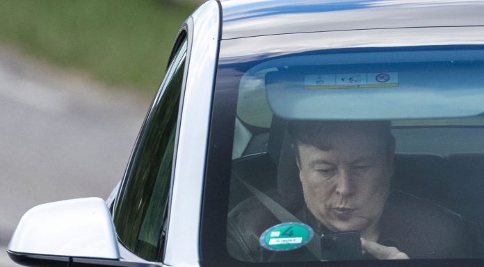 Tesla shares ‘only going to go down from here’ as inflation, competition, and Elon Musk take their toll, say analysts tesla-shares-‘only-going-to-go-down-from-here’-as-inflation,-competition,-and-elon-musk-take-their-toll,-say-analysts