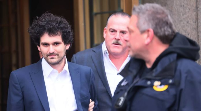 Sam Bankman-Fried Gets Out on $250 Million Bail sam-bankman-fried-gets-out-on-$250-million-bail