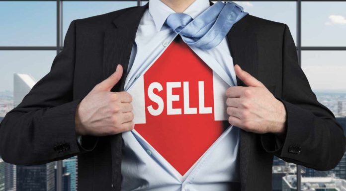 Peter Schiff Advises Selling Bitcoin Today — Says It’s ‘the Smart Move’ peter-schiff-advises-selling-bitcoin-today-—-says-it’s-‘the-smart-move’