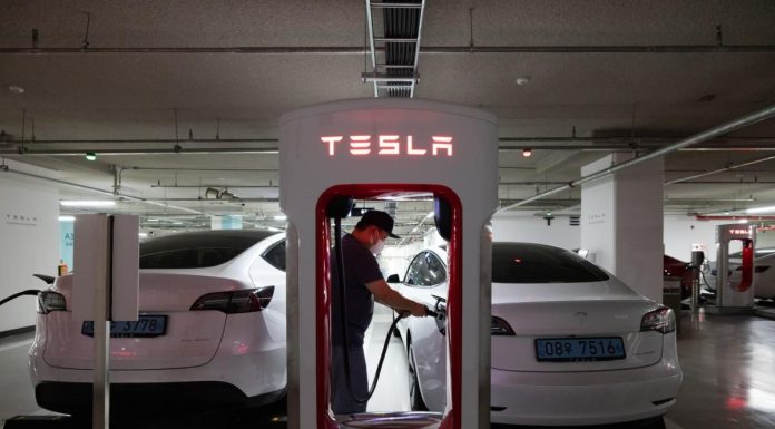 Tesla’s Drop Puts $157 Million Korea Structured Products at Risk tesla’s-drop-puts-$157-million-korea-structured-products-at-risk