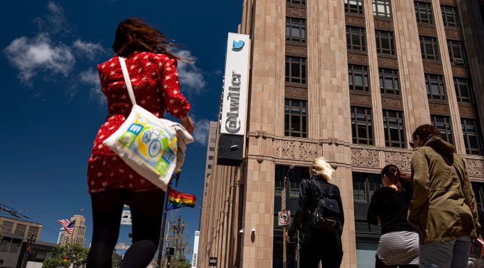 Twitter employees are bringing their own toilet paper to work as Elon Musk keeps ‘cutting costs like crazy’ twitter-employees-are-bringing-their-own-toilet-paper-to-work-as-elon-musk-keeps-‘cutting-costs-like-crazy’