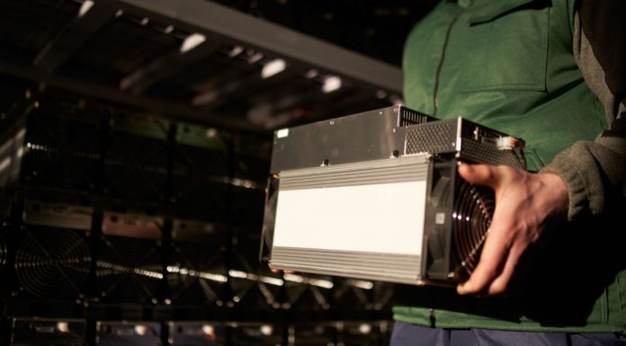Iran Returns Seized Crypto Mining Equipment to Miners iran-returns-seized-crypto-mining-equipment-to-miners