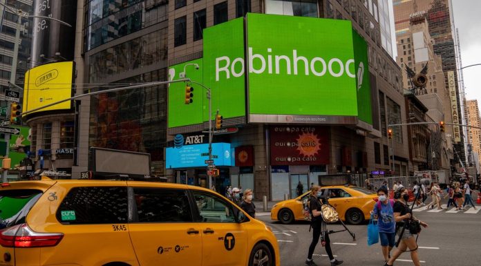 U.S. Moves to Seize Robinhood Shares, Silvergate Accounts Tied to FTX us.-moves-to-seize-robinhood-shares,-silvergate-accounts-tied-to-ftx