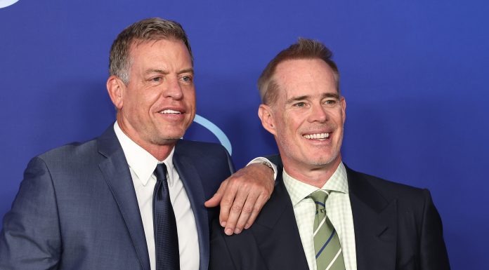 I’m a professor of sports journalism, and ESPN really did the best they could with Damar Hamlin’s horrific injury on ‘Monday Night Football’ i’m-a-professor-of-sports-journalism,-and-espn-really-did-the-best-they-could-with-damar-hamlin’s-horrific-injury-on-‘monday-night-football’