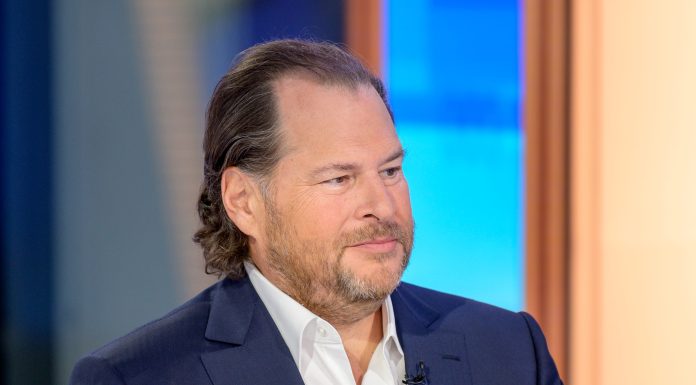 Salesforce’s ‘Ohana’ mantra questioned after CEO Marc Benioff dodges questions about layoffs in all-hands meeting salesforce’s-‘ohana’-mantra-questioned-after-ceo-marc-benioff-dodges-questions-about-layoffs-in-all-hands-meeting