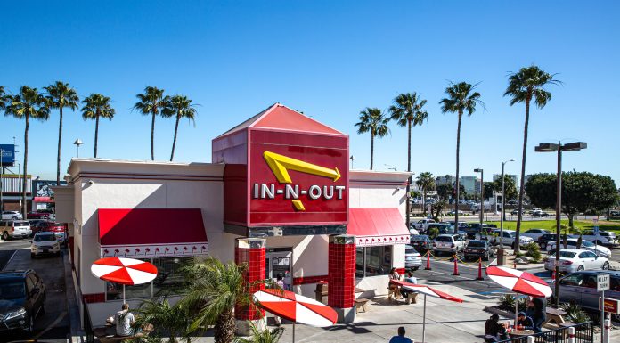 In-N-Out Burger is expanding more nationwide in-n-out-burger-is-expanding-more-nationwide