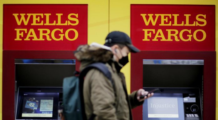 Stocks moving after hours: Wells Fargo, Franchise Group stocks-moving-after-hours:-wells-fargo,-franchise-group