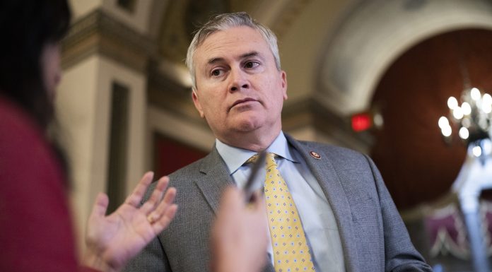 GOP ‘won’t budge’ on spending-cut demands in debt-ceiling fight, says Rep. James Comer gop-‘won’t-budge’-on-spending-cut-demands-in-debt-ceiling-fight,-says-rep.-james-comer