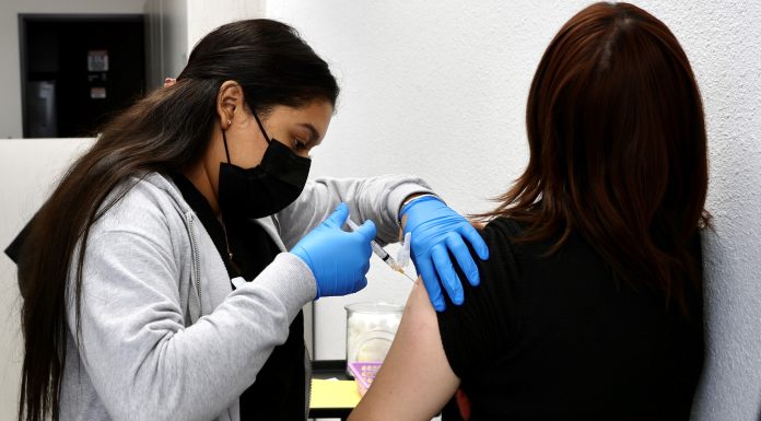 U.S. proposes streamlining COVID vaccinations by making them once-a-year—like a flu shot us.-proposes-streamlining-covid-vaccinations-by-making-them-once-a-year—like-a-flu-shot