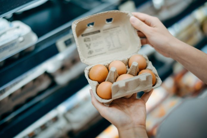 eggs-are-so-expensive-that-people-are-literally-smuggling-them-across-the-border