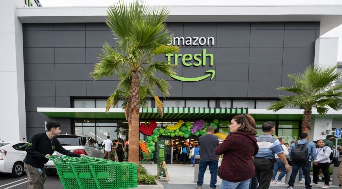 Amazon Fresh shoppers will soon have to buy a lot more to get free Prime delivery amazon-fresh-shoppers-will-soon-have-to-buy-a-lot-more-to-get-free-prime-delivery