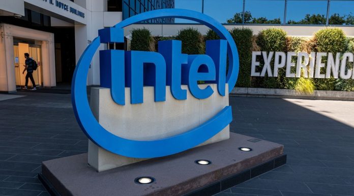 Intel CEO Takes Pay Cut as Chip Maker Targets Cost Reductions intel-ceo-takes-pay-cut-as-chip-maker-targets-cost-reductions