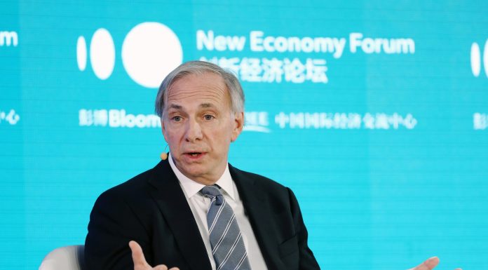 Legendary investor Ray Dalio is still unimpressed with Bitcoin, but he says there might be a ‘viable coin’ on the horizon: ‘Money as we know it is in jeopardy’ legendary-investor-ray-dalio-is-still-unimpressed-with-bitcoin,-but-he-says-there-might-be-a-‘viable-coin’-on-the-horizon:-‘money-as-we-know-it-is-in-jeopardy’