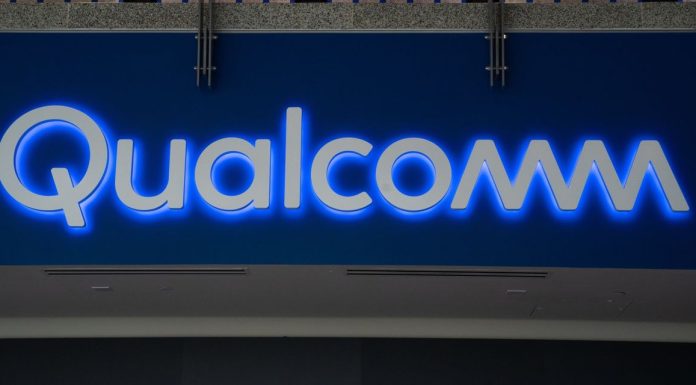 Qualcomm stock falls after forecast misses, CEO says inventory issues will persist qualcomm-stock-falls-after-forecast-misses,-ceo-says-inventory-issues-will-persist