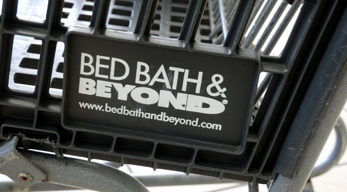 Bed Bath & Beyond reportedly raises $1 billion in stock deal to get out of loan default bed-bath-&-beyond-reportedly-raises-$1-billion-in-stock-deal-to-get-out-of-loan-default