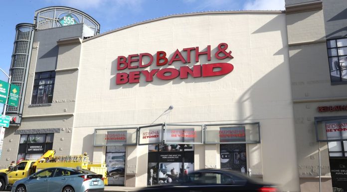 Bed Bath & Beyond Narrowly Avoided Bankruptcy. What Happens Now? bed-bath-&-beyond-narrowly-avoided-bankruptcy.-what-happens-now?