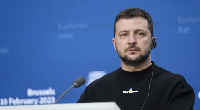 President Zelenskyy calls out SpaceX chief who says the country has ‘weaponized’ satellite internet: Either support Ukraine’s ‘right to freedom’ or Russia’s moves to ‘kill & seize’ president-zelenskyy-calls-out-spacex-chief-who-says-the-country-has-‘weaponized’-satellite-internet:-either-support-ukraine’s-‘right-to-freedom’-or-russia’s-moves-to-‘kill-&-seize’