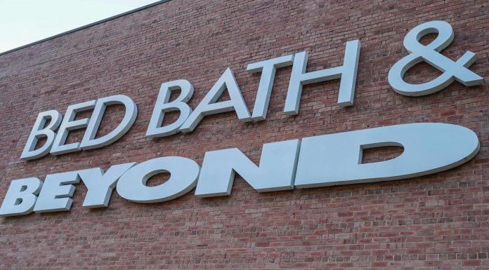 Bed Bath & Beyond to Shut Down Canadian Stores in Bankruptcy bed-bath-&-beyond-to-shut-down-canadian-stores-in-bankruptcy