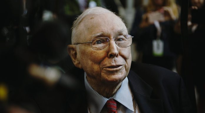 Warren Buffett’s long-time partner Charlie Munger says he’s ‘not proud of my country’ for allowing crypto to thrive, calling it ‘very dangerous’ warren-buffett’s-long-time-partner-charlie-munger-says-he’s-‘not-proud-of-my-country’-for-allowing-crypto-to-thrive,-calling-it-‘very-dangerous’