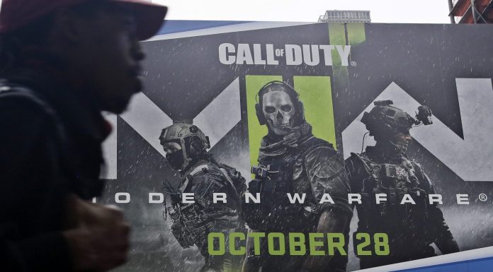 Microsoft signs 10-year deal to bring ‘Call of Duty’ to Nintendo in push to ease monopoly worries about Activision Blizzard acquisition microsoft-signs-10-year-deal-to-bring-‘call-of-duty’-to-nintendo-in-push-to-ease-monopoly-worries-about-activision-blizzard-acquisition
