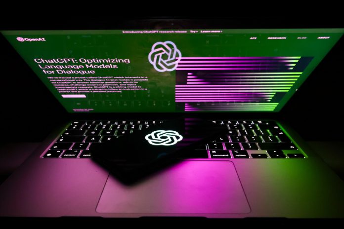 a-major-bank-has-banned-chatgpt—should-your-company-follow-suit?