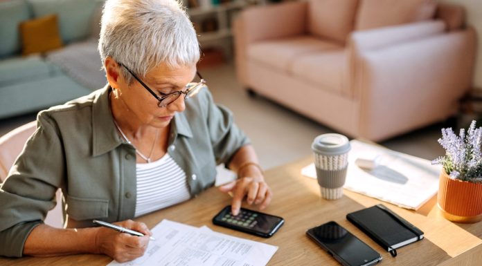 Is $1 million enough to retire? Experts say no is-$1-million-enough-to-retire?-experts-say-no