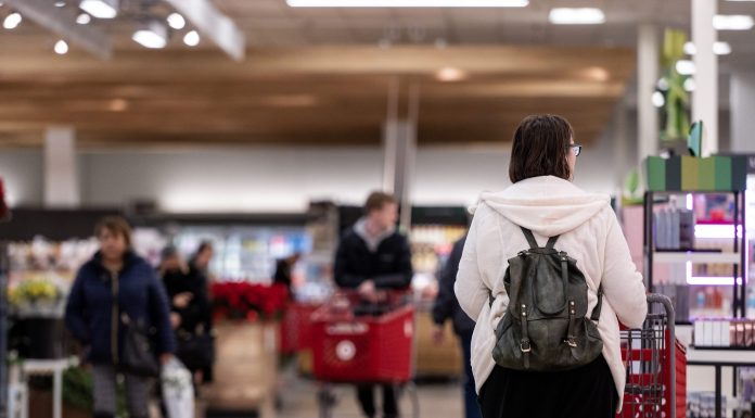 Target reports 43% drop in profits from holiday quarter, cautious on 2023 outlook target-reports-43%-drop-in-profits-from-holiday-quarter,-cautious-on-2023-outlook