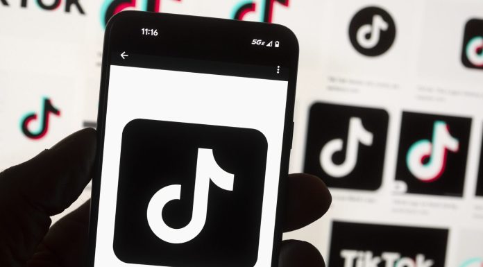 TikTok is installing a 1-hour time limit for children and teens but many can still just keep watching tiktok-is-installing-a-1-hour-time-limit-for-children-and-teens-but-many-can-still-just-keep-watching
