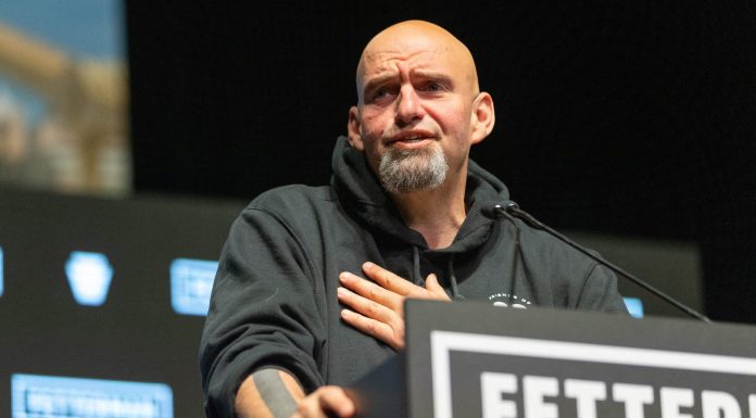 John Fetterman shows how depression can become an emergency. Experts say to watch for these signs of crisis john-fetterman-shows-how-depression-can-become-an-emergency.-experts-say-to-watch-for-these-signs-of-crisis