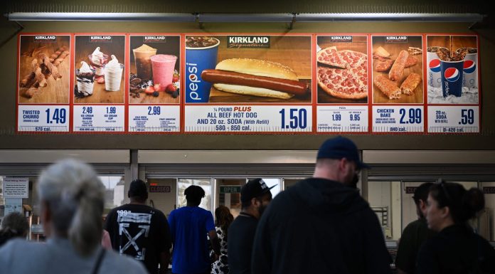 Costco has a new $10 sandwich and shoppers are enraged at the pivot to higher prices costco-has-a-new-$10-sandwich-and-shoppers-are-enraged-at-the-pivot-to-higher-prices