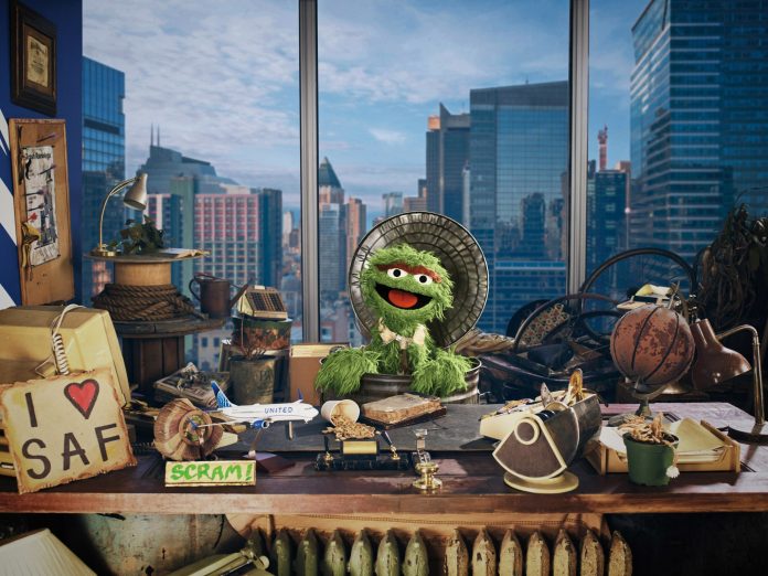 united-airlines-hires-oscar-the-grouch-as-cto—chief-trash-officer