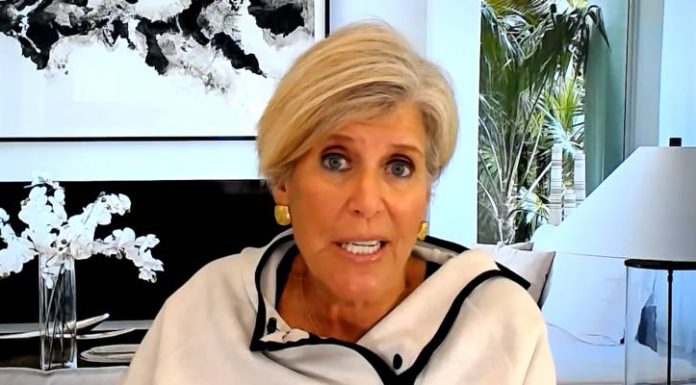 ‘The only people that are going to save us, is us’: Suze Orman is one of many experts warning Social Security is in trouble — here’s what you can do to take control of your retirement ‘the-only-people-that-are-going-to-save-us,-is-us’:-suze-orman-is-one-of-many-experts-warning-social-security-is-in-trouble-—-here’s-what-you-can-do-to-take-control-of-your-retirement