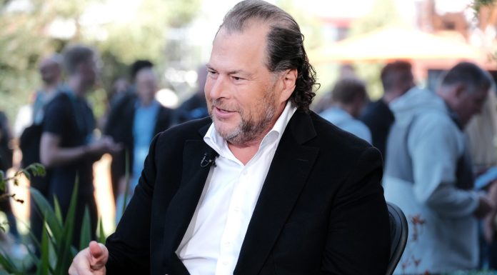 Salesforce plans to launch an OpenAI-powered tool on Slack salesforce-plans-to-launch-an-openai-powered-tool-on-slack