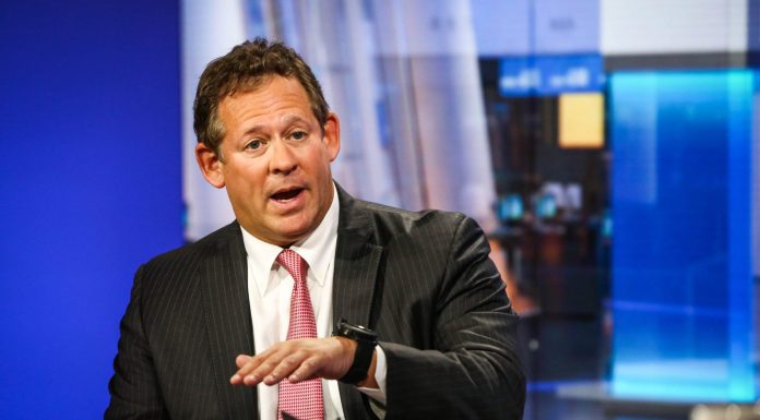 World’s largest asset manager warns Fed may not stop hiking until rates hit 6% world’s-largest-asset-manager-warns-fed-may-not-stop-hiking-until-rates-hit-6%