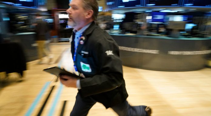 Stocks reverse manic Monday, led by banks, even as inflation shows ‘the Fed is stuck between a rock and a hard place’ stocks-reverse-manic-monday,-led-by-banks,-even-as-inflation-shows-‘the-fed-is-stuck-between-a-rock-and-a-hard-place’