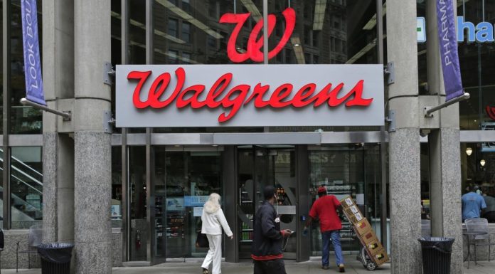 Walgreens sinks as company warns consumers pull back on spending, COVID vaccines walgreens-sinks-as-company-warns-consumers-pull-back-on-spending,-covid-vaccines