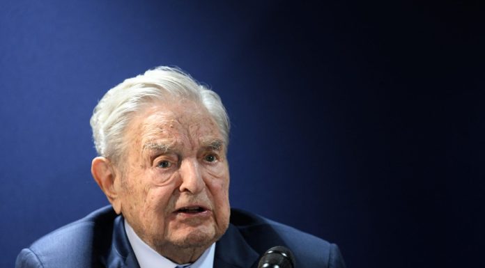 George Soros says A.I. threatens democracies and helps authoritarians—but he sees no way to stop it george-soros-says-ai.-threatens-democracies-and-helps-authoritarians—but-he-sees-no-way-to-stop-it