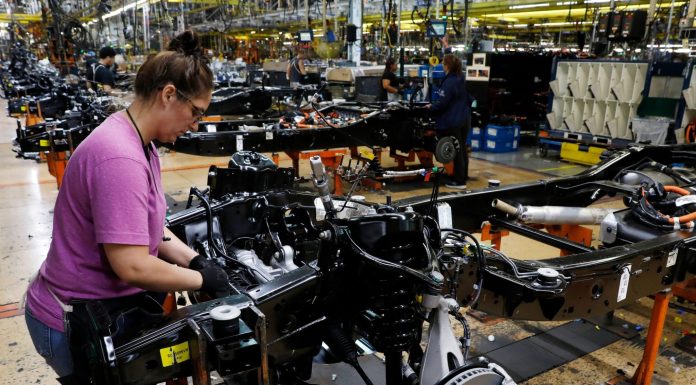American manufacturing just slumped to its lowest level in 3 years. Jefferies says the sector is ‘still mired in recession’ american-manufacturing-just-slumped-to-its-lowest-level-in-3-years.-jefferies-says-the-sector-is-‘still-mired-in-recession’