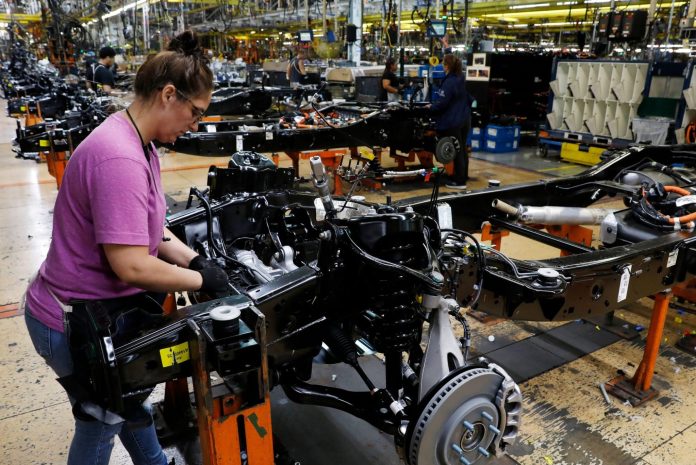 american-manufacturing-just-slumped-to-its-lowest-level-in-3-years.-jefferies-says-the-sector-is-‘still-mired-in-recession’