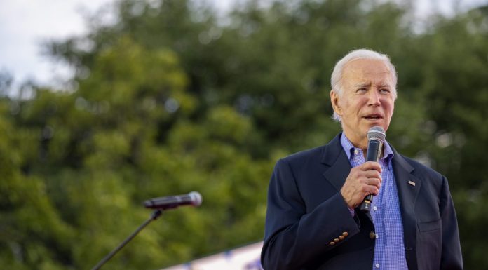 Wall Street buys into Bidenomics, with the top economists at Goldman and other banks saying we could really dodge a recession wall-street-buys-into-bidenomics,-with-the-top-economists-at-goldman-and-other-banks-saying-we-could-really-dodge-a-recession