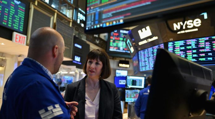 Stocks end lower amid China headwinds, Fed minutes: Stock market news today stocks-end-lower-amid-china-headwinds,-fed-minutes:-stock-market-news-today