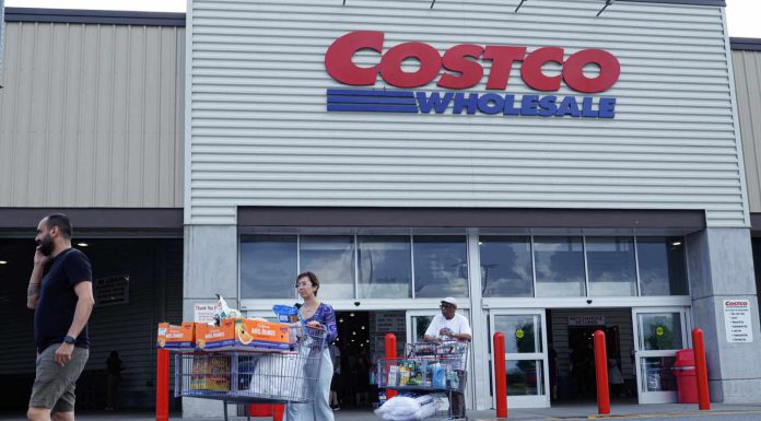 Costco Shares Fall After Comparable Store Sales Drop Along With Gas Prices costco-shares-fall-after-comparable-store-sales-drop-along-with-gas-prices