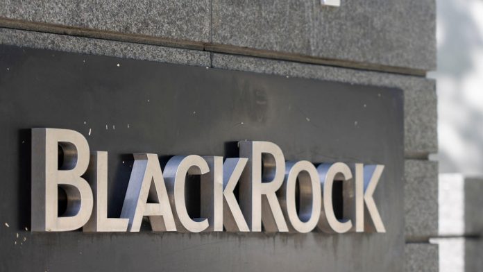 sec-formally-accepts-blackrock-spot-bitcoin-etf-application-for-review
