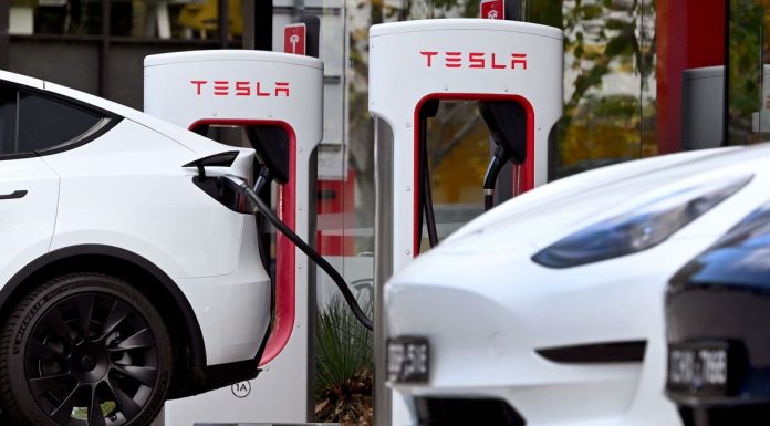 Tesla Beat Earnings Estimates. That Isn’t The Biggest Surprise. tesla-beat-earnings-estimates-that-isn’t-the-biggest-surprise.
