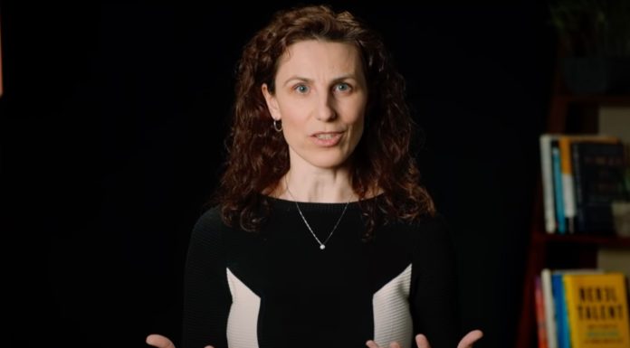 Dishonesty expert accused of fraud sues Harvard and watchdog site for $275 million over their ‘appalling’ bias and ‘utter disregard for evidence’ dishonesty-expert-accused-of-fraud-sues-harvard-and-watchdog-site-for-$275-million-over-their-‘appalling’-bias-and-‘utter-disregard-for-evidence’