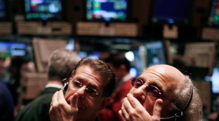Deflation could soon hit the US as real estate and stock prices are at risk of crashing, economist says deflation-could-soon-hit-the-us-as-real-estate-and-stock-prices-are-at-risk-of-crashing,-economist-says